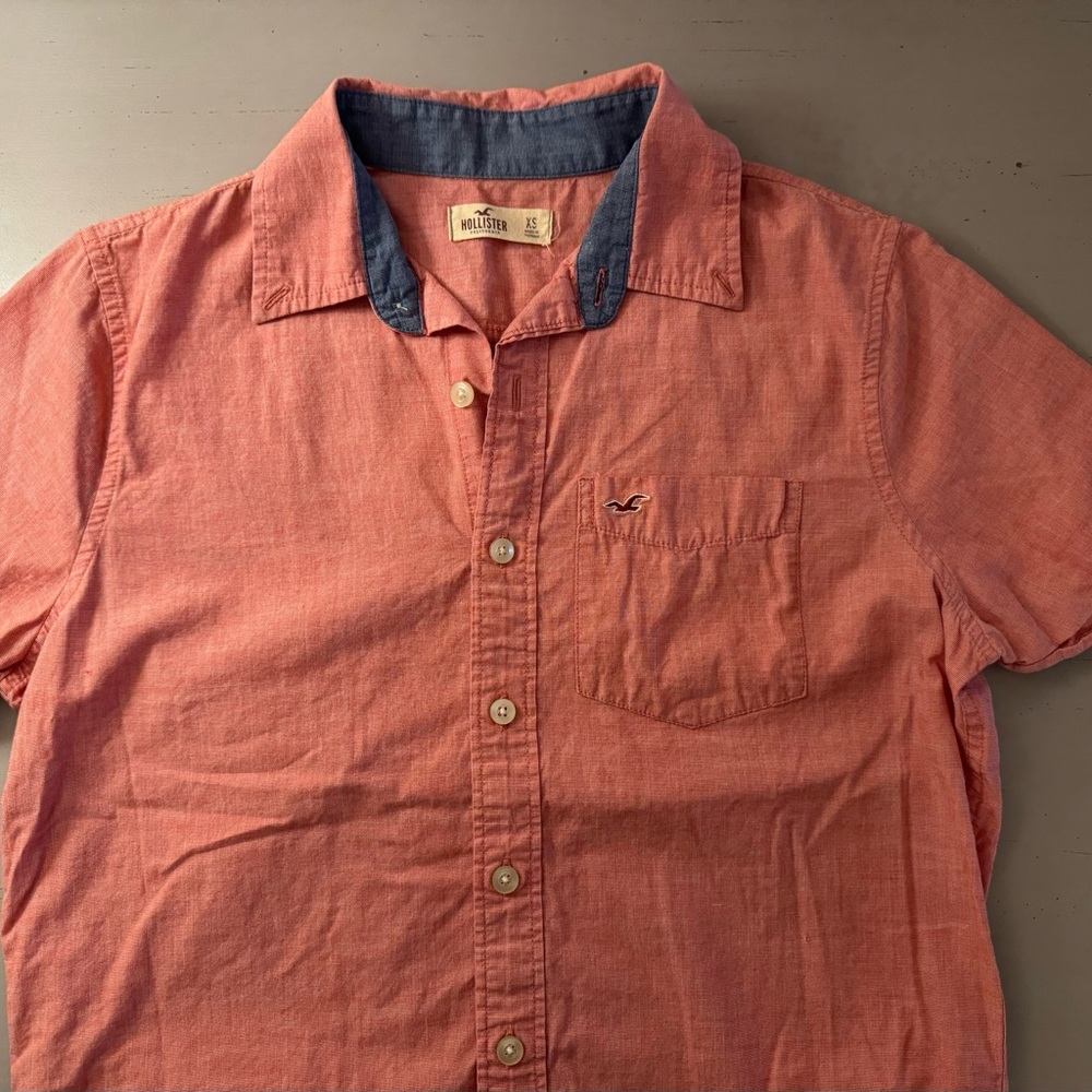 Hollister Boys Size XS button down shirt